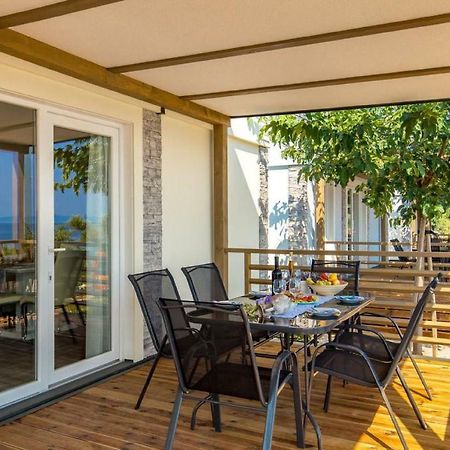 Brugor Mobil Homes Lavanda Orebic Exterior photo