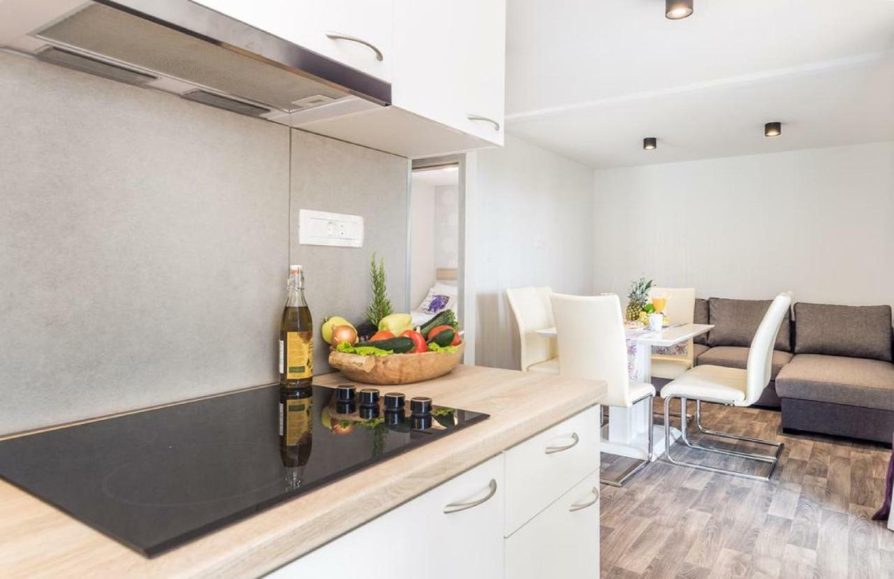 Brugor Mobil Homes Lavanda Orebic Exterior photo